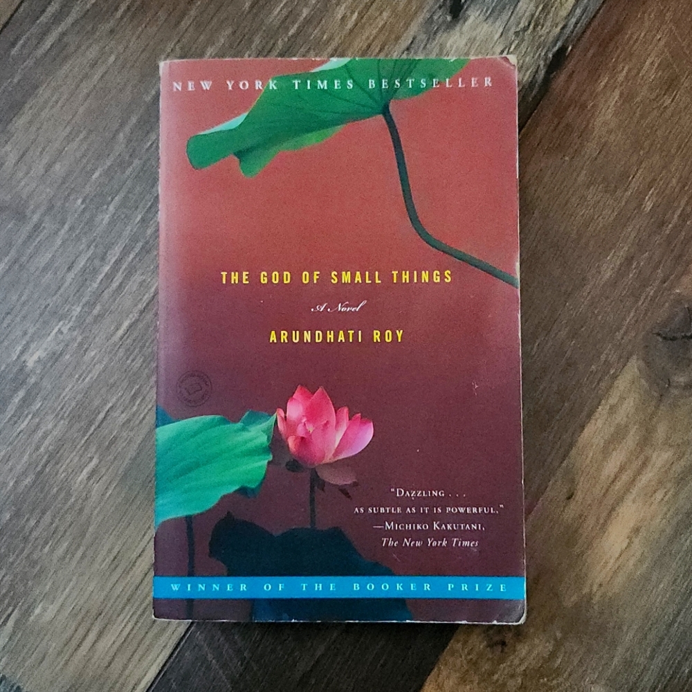 The God of Small Things - Novel